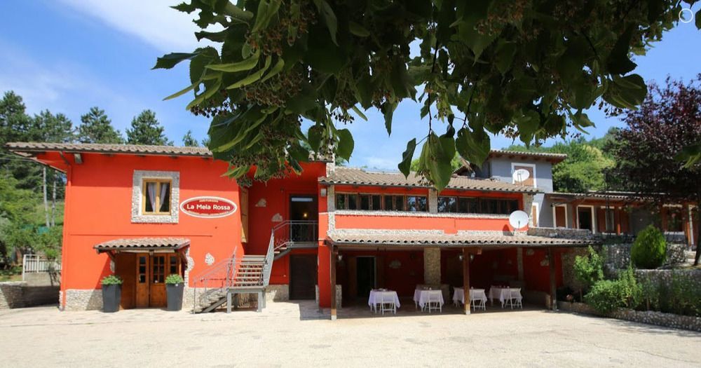 La Mela Rossa Villa Terni Buitenkant foto